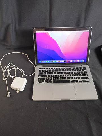 MacBook Pro A1502 Laptop