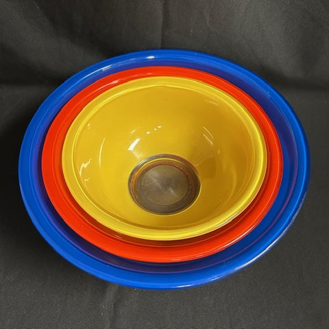 VTG Pyrex Nesting Mixing Bowls