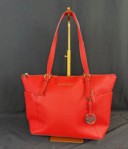 Michael Kors Jet Set Shoulder Bag