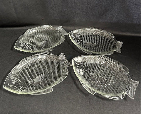 Set of 4 VTG Arcoroc Fish Plates