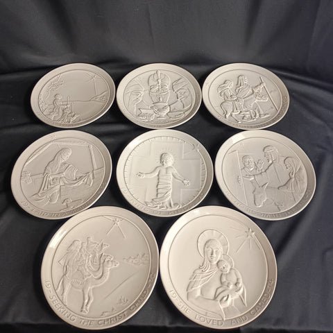Set of 9 VTG Frankoma Pottery Christmas Plates