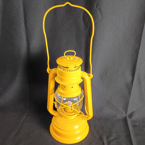 Nier Feuerhand Kerosene Lantern