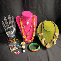 VTG Funky Artisan Jewelry Set