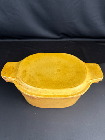 VTG Bennington Pottery Oval Covered Baking Dish