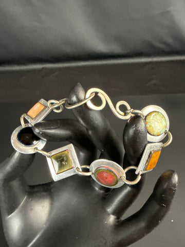 VTG. Style Multi-Colored Link  Bracelet