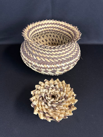 Tarhumara basket with 15 nesting baskets
