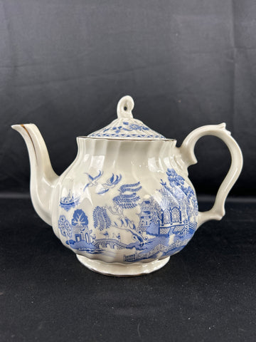 Blue Willow Patterned Teapot