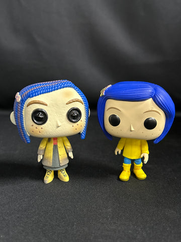 Funko Pop Coraline Raincoat 423 & Coraline Doll 425