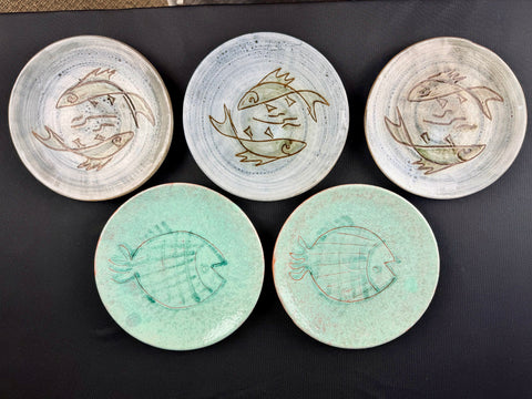 5 Rare Mid-Century Egyptian Garagos Salad Dessert Plates