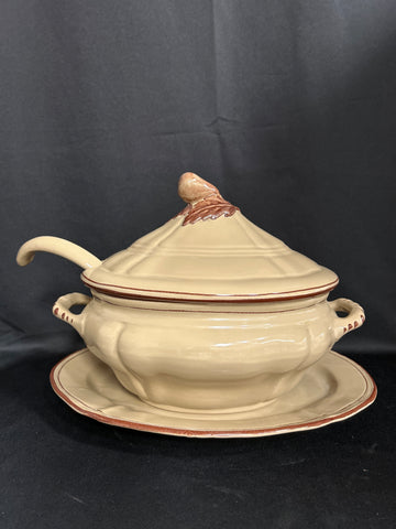 Cantagali Soup Tureen with Platter