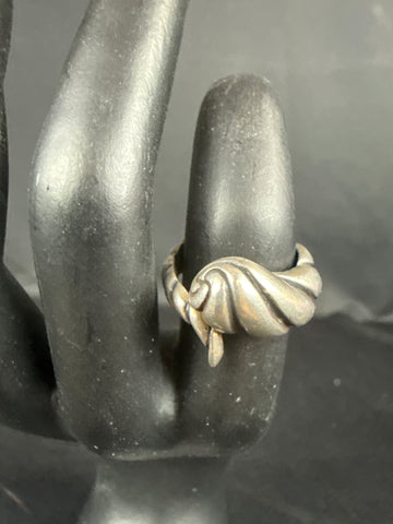 Sterling Running Scroll Motif Ring