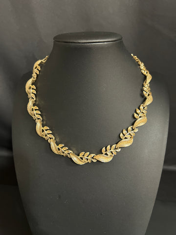 VTG Coro Gold-tone Choker