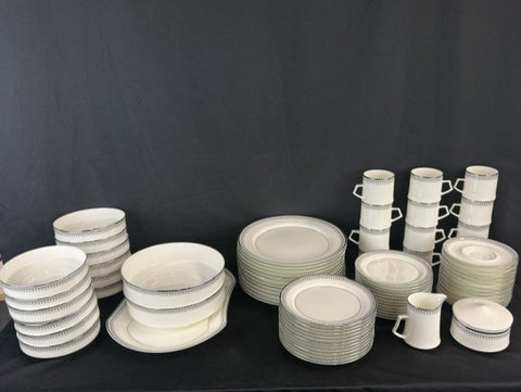 Mikasa Bone China Seville (like new condition)