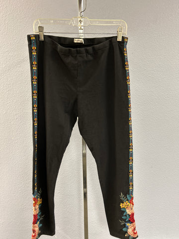 Johnny Was black embroidered leggings