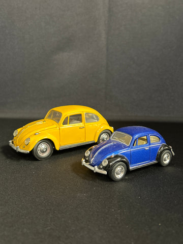 1967 Volkswagen Beetles in Yellow and Blue